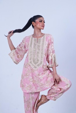 Mulberry Blue Saba'26 Look 1